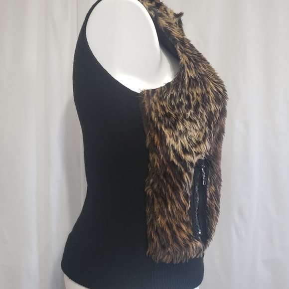 Tahari faux leapord print fur vest - Picture 6 of 6